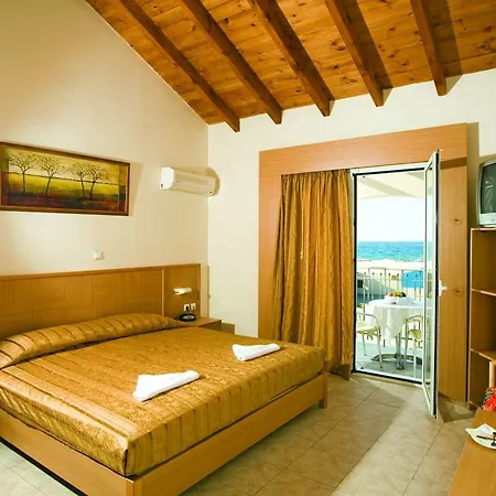 Aquis Marine Hotel 4*